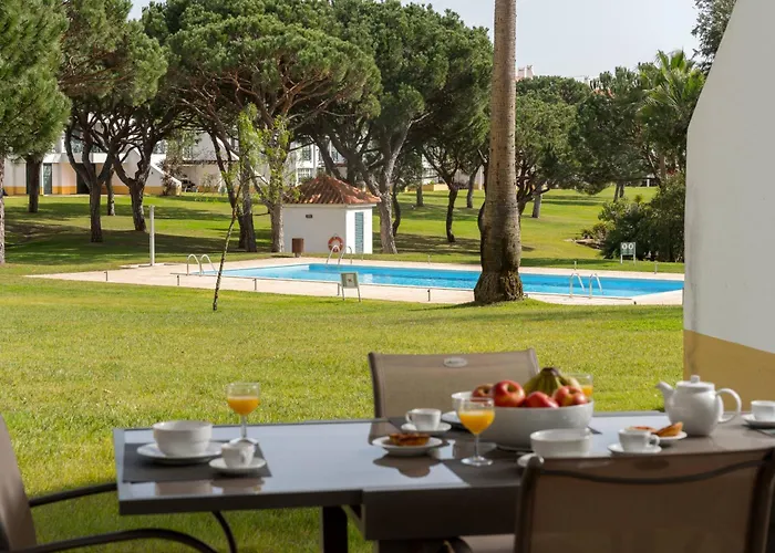 Stylish 2br Ground Floor In Sol, Direct Garden And Poolside Acces Апартаменты