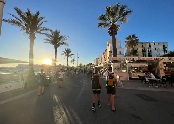 Stylish 2br Ground Floor In Sol, Direct Garden And Poolside Acces Appartement Quarteira