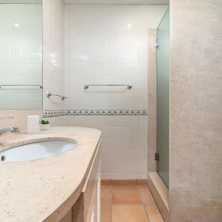 Stylish 2br Ground Floor In Sol, Direct Garden And Poolside Acces